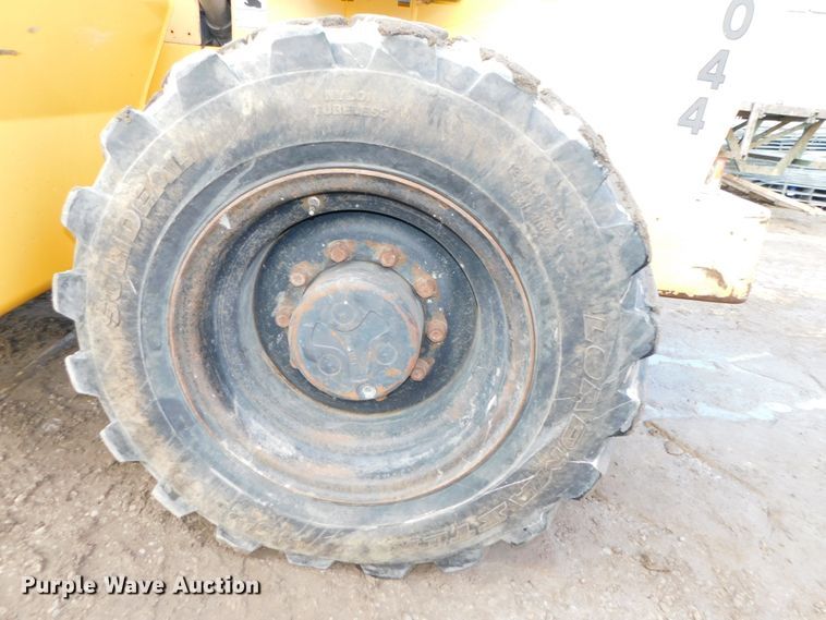 image for item DJ5930 2001 Pettibone 10044  telehandler