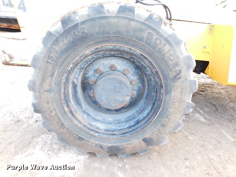 image for item DJ5930 2001 Pettibone 10044  telehandler