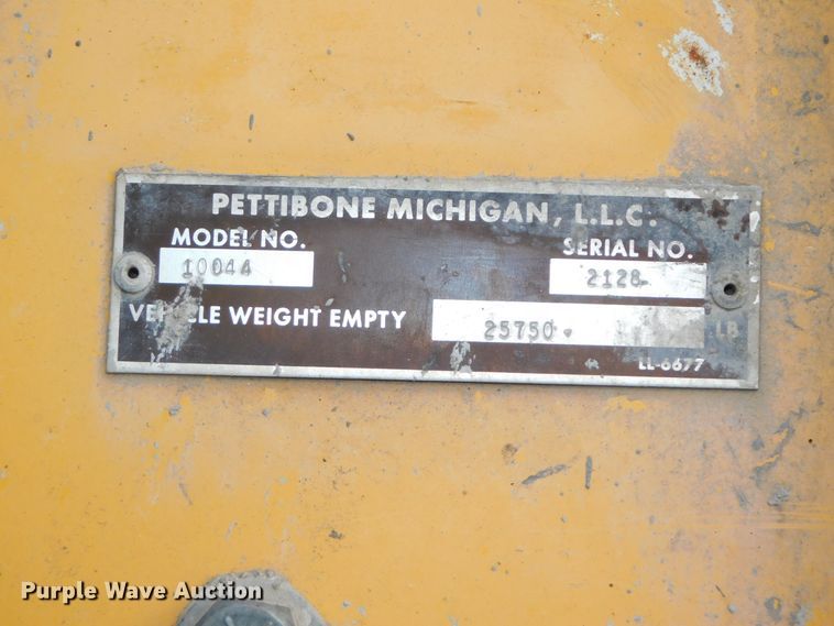 image for item DJ5930 2001 Pettibone 10044  telehandler