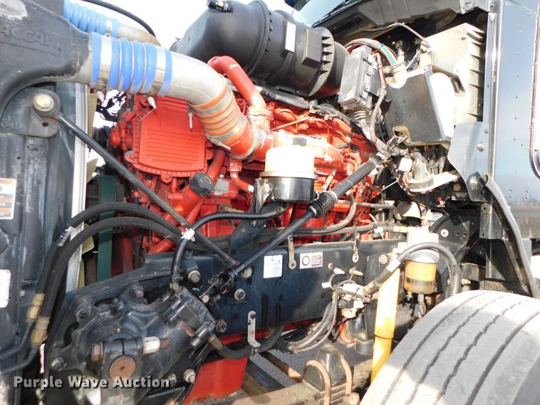 image for item DJ5931 2013 Kenworth T800  semi truck