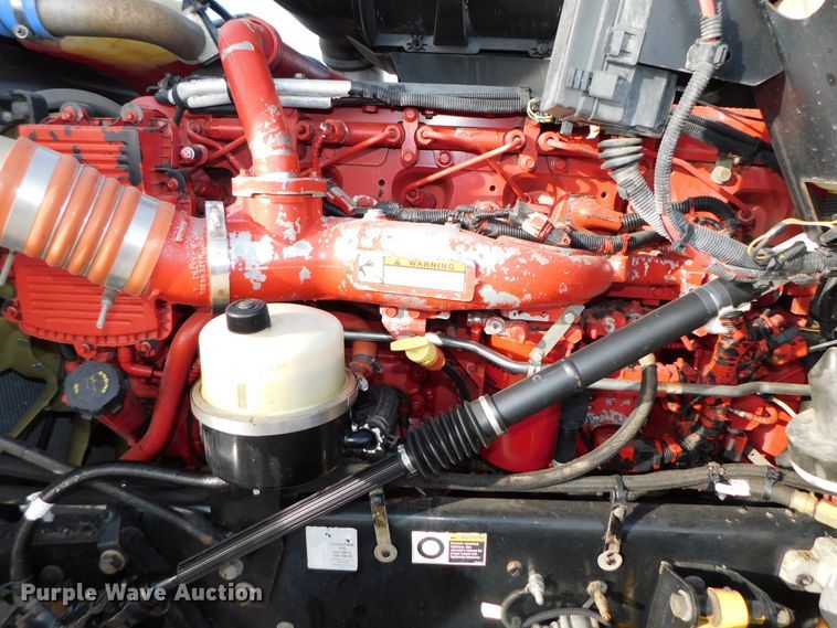 image for item DJ5931 2013 Kenworth T800  semi truck