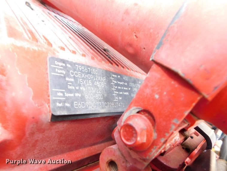 image for item DJ5931 2013 Kenworth T800  semi truck