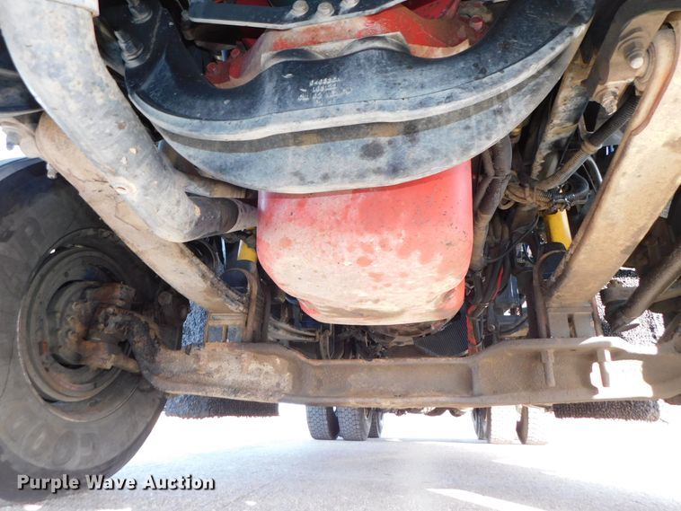 image for item DJ5931 2013 Kenworth T800  semi truck