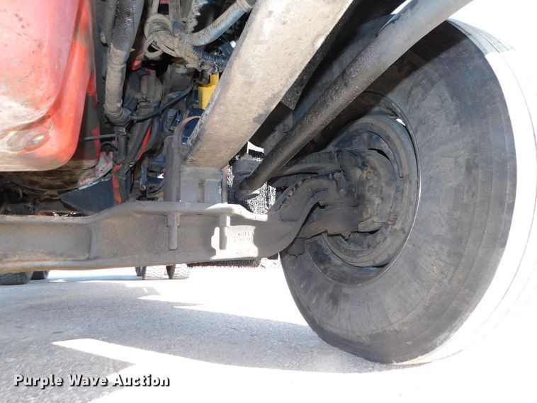 image for item DJ5931 2013 Kenworth T800  semi truck