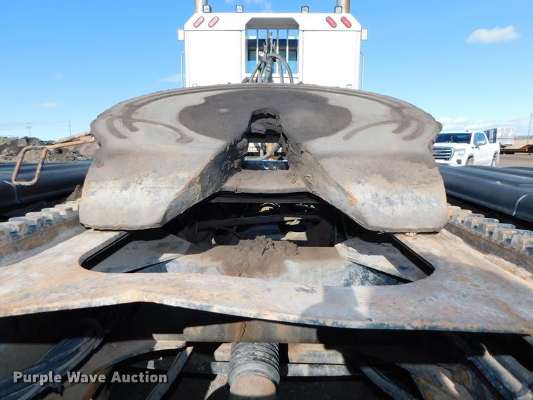 image for item DJ5934 2012 Western Star 4900SB  semi truck