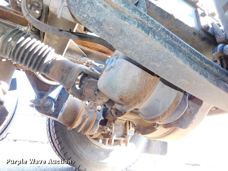 image for item DJ5934 2012 Western Star 4900SB  semi truck