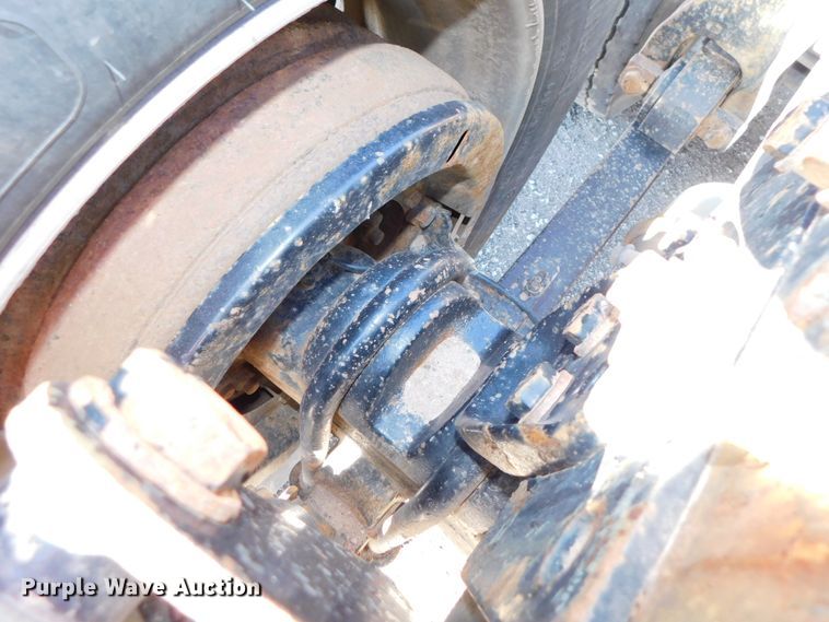 image for item DJ5934 2012 Western Star 4900SB  semi truck