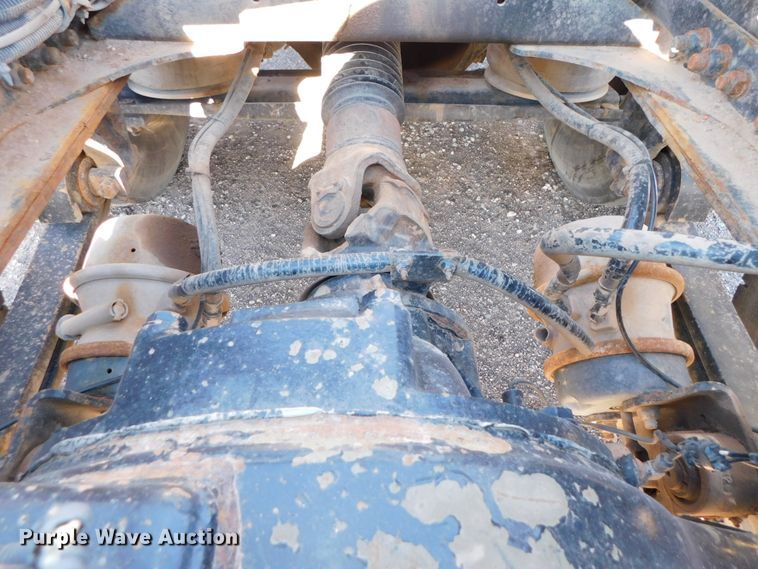 image for item DJ5934 2012 Western Star 4900SB  semi truck