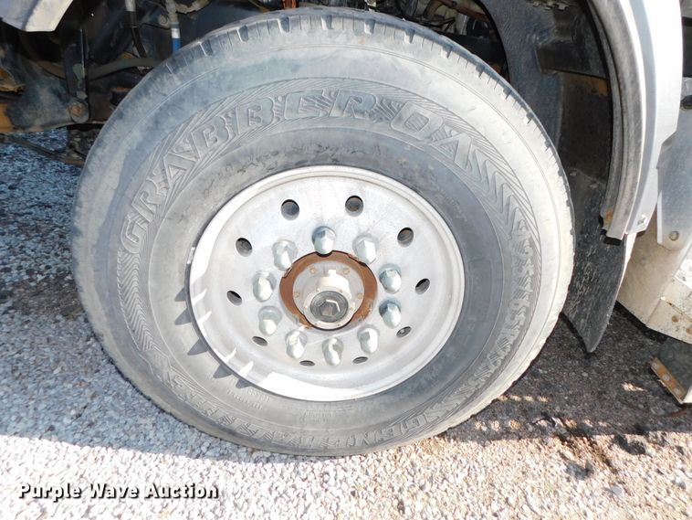 image for item DJ5934 2012 Western Star 4900SB  semi truck