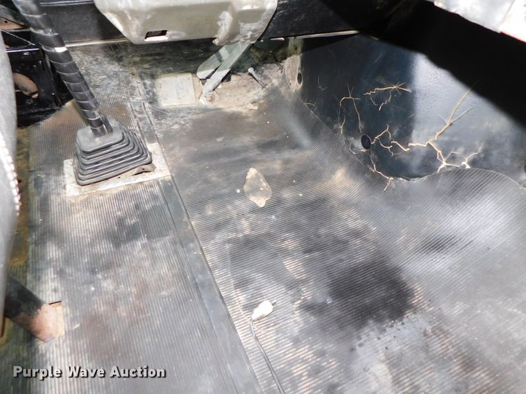 image for item DJ5935 1995 Mack RD690S  water truck