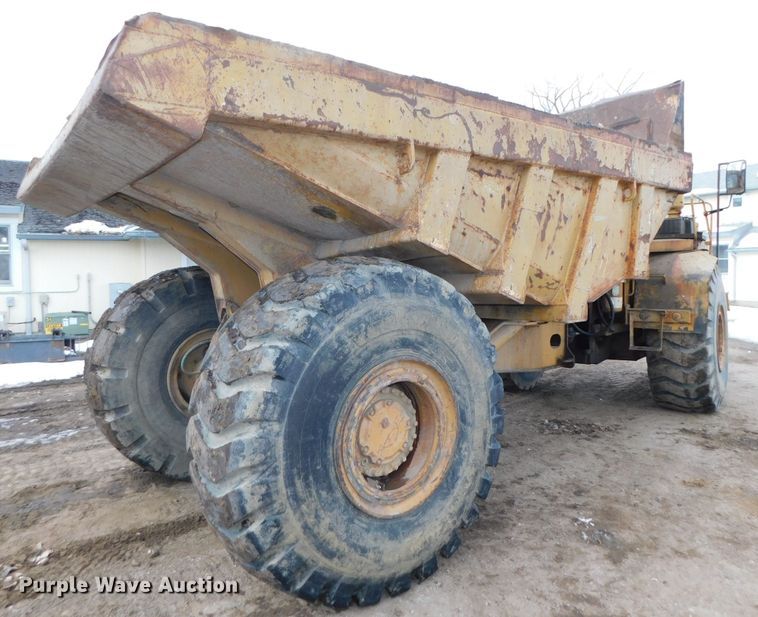 image for item DJ5943 Caterpillar D25B  articulated haul truck