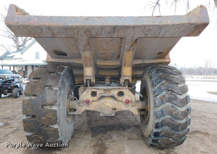 image for item DJ5943 Caterpillar D25B  articulated haul truck