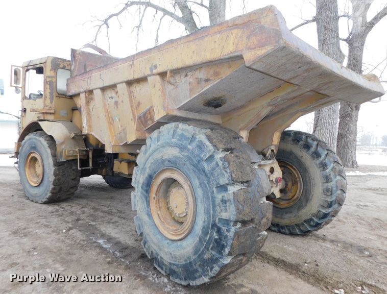 image for item DJ5943 Caterpillar D25B  articulated haul truck