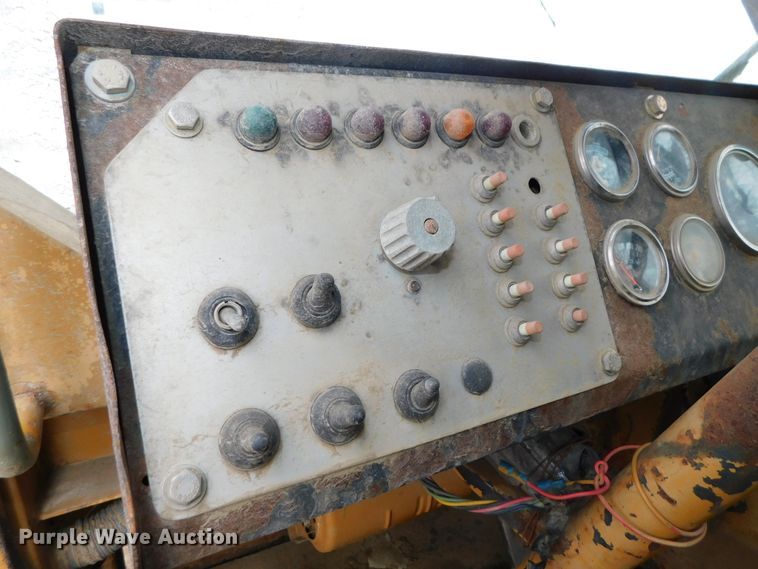 image for item DJ5943 Caterpillar D25B  articulated haul truck