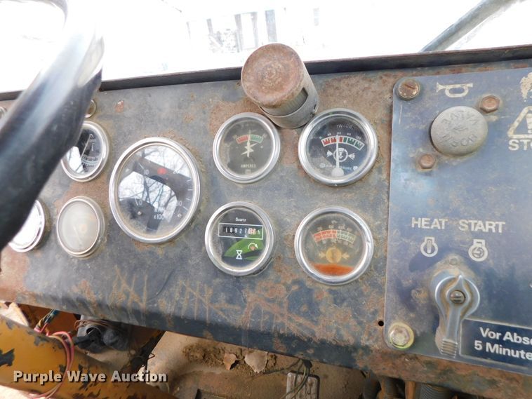 image for item DJ5943 Caterpillar D25B  articulated haul truck