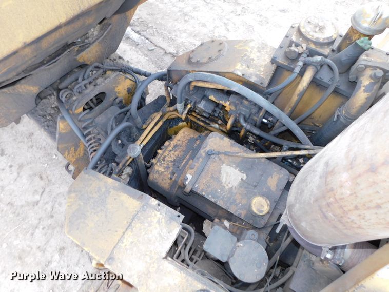 image for item DJ5943 Caterpillar D25B  articulated haul truck