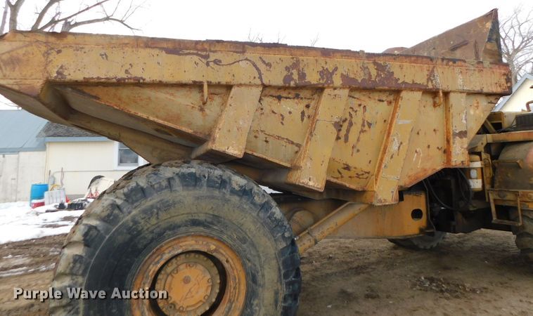 image for item DJ5943 Caterpillar D25B  articulated haul truck