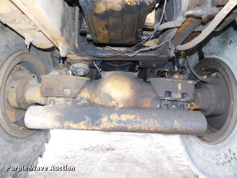 image for item DJ5943 Caterpillar D25B  articulated haul truck