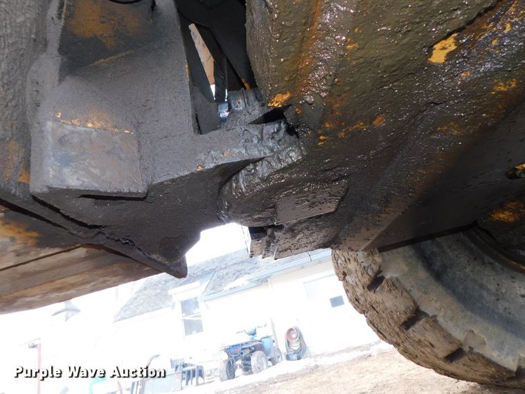 image for item DJ5943 Caterpillar D25B  articulated haul truck