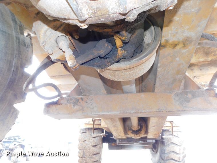 image for item DJ5943 Caterpillar D25B  articulated haul truck