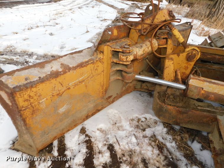 image for item DJ5944 1984 Komatsu D31P-17  dozer