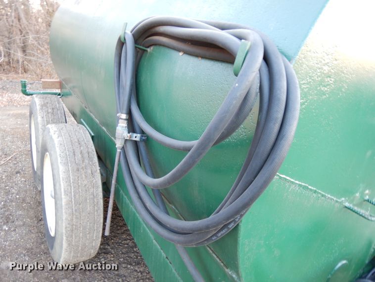 image for item DJ6031 Water tank trailer