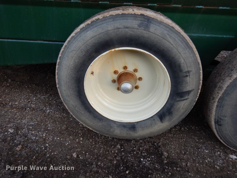 image for item DJ6031 Water tank trailer