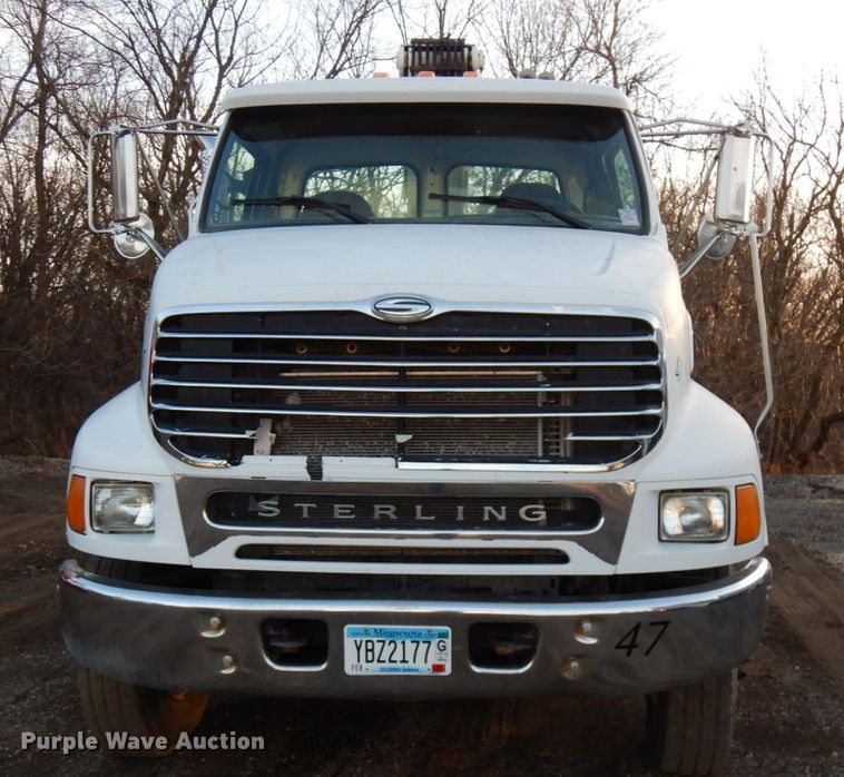 image for item DJ6032 2005 Sterling L-Line  crane truck