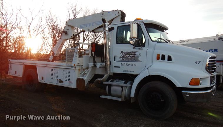 image for item DJ6032 2005 Sterling L-Line  crane truck