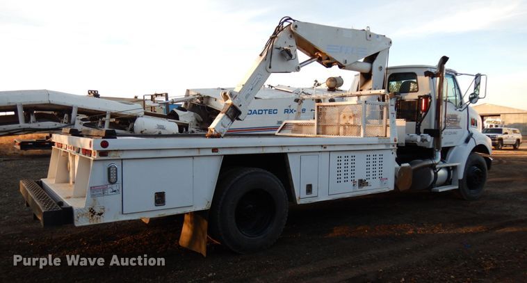 image for item DJ6032 2005 Sterling L-Line  crane truck