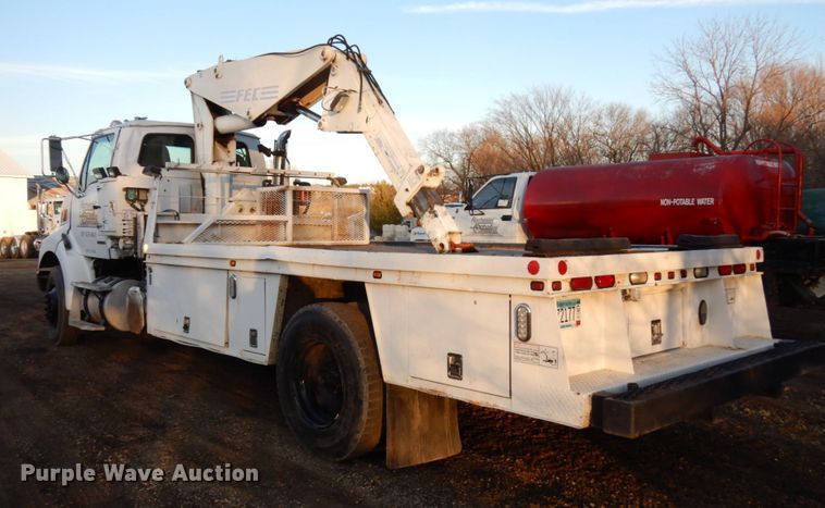 image for item DJ6032 2005 Sterling L-Line  crane truck