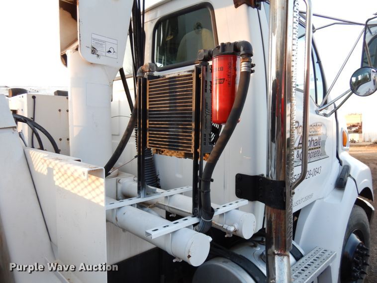 image for item DJ6032 2005 Sterling L-Line  crane truck