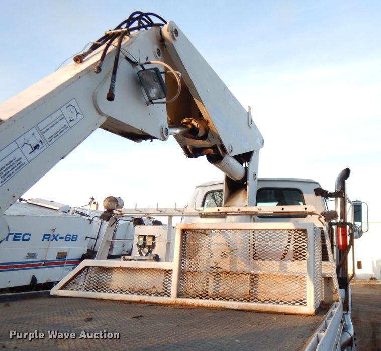 image for item DJ6032 2005 Sterling L-Line  crane truck