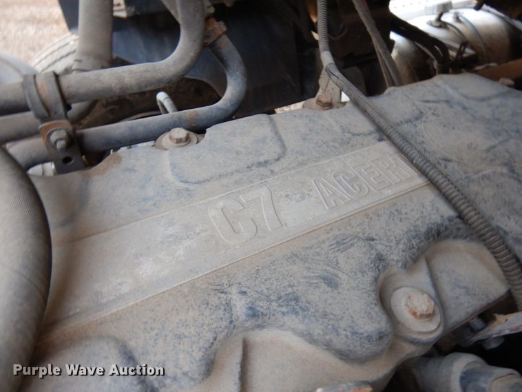 image for item DJ6032 2005 Sterling L-Line  crane truck