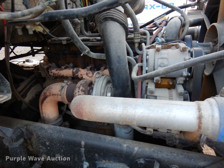 image for item DJ6032 2005 Sterling L-Line  crane truck