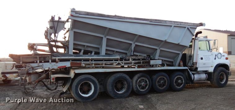 image for item DJ6033 1994 Ford L9000  rock slinger truck