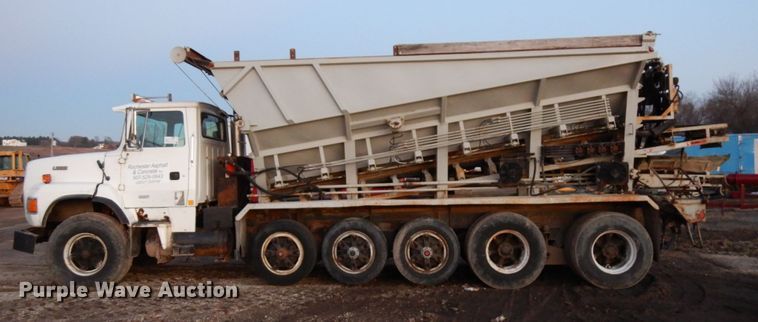 image for item DJ6033 1994 Ford L9000  rock slinger truck