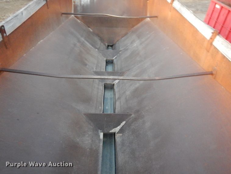 image for item DJ6033 1994 Ford L9000  rock slinger truck