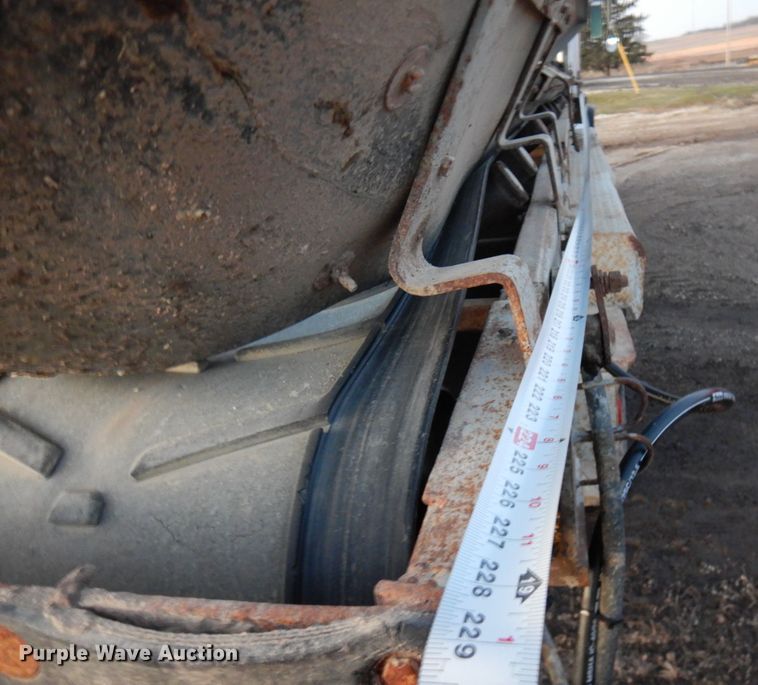 image for item DJ6033 1994 Ford L9000  rock slinger truck