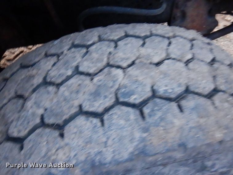 image for item DJ6033 1994 Ford L9000  rock slinger truck