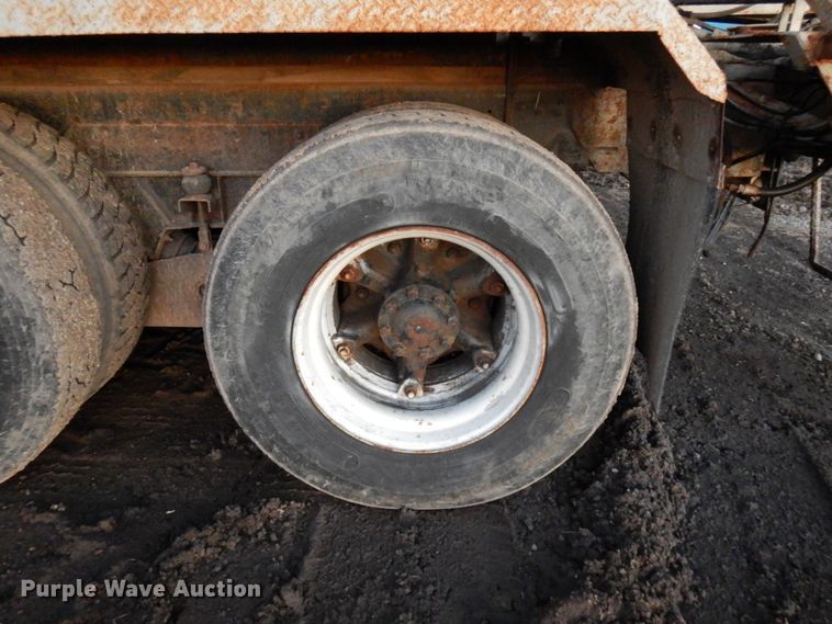 image for item DJ6033 1994 Ford L9000  rock slinger truck