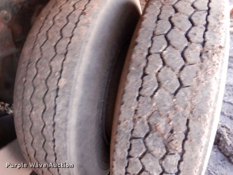 image for item DJ6033 1994 Ford L9000  rock slinger truck