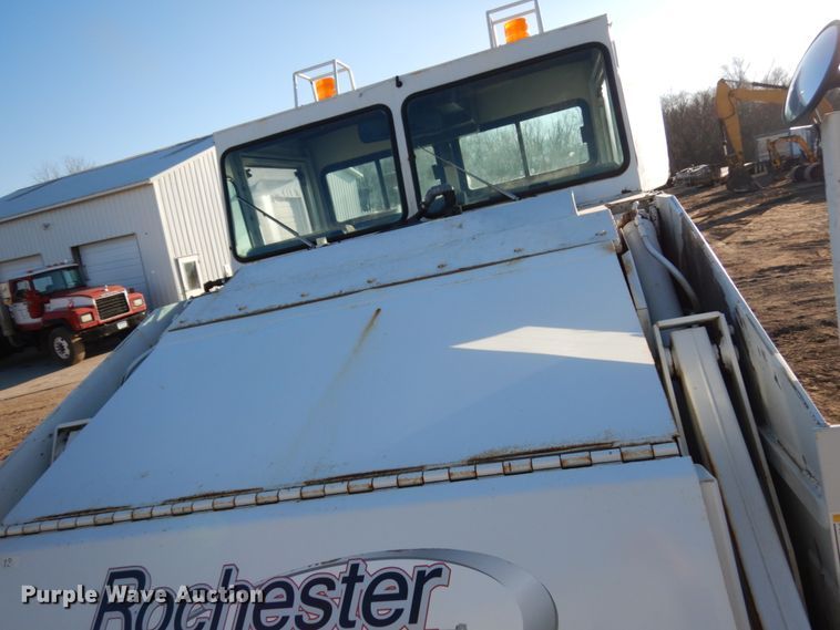 image for item DJ6034 1989 Elgin Pelican  street sweeper