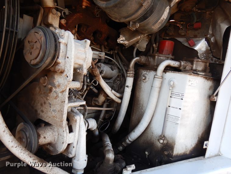 image for item DJ6034 1989 Elgin Pelican  street sweeper