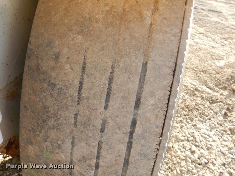 image for item DJ6034 1989 Elgin Pelican  street sweeper