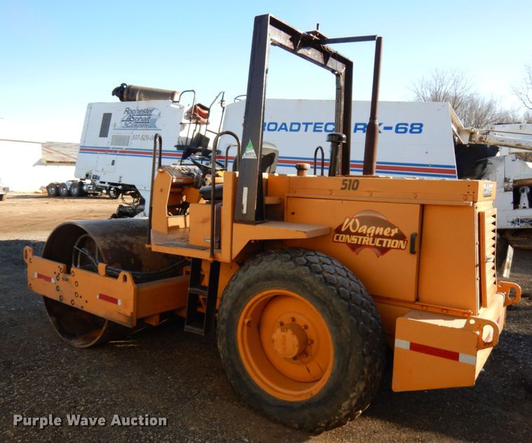 image for item DJ6035 Case 602BPD  single drum vibratory roller