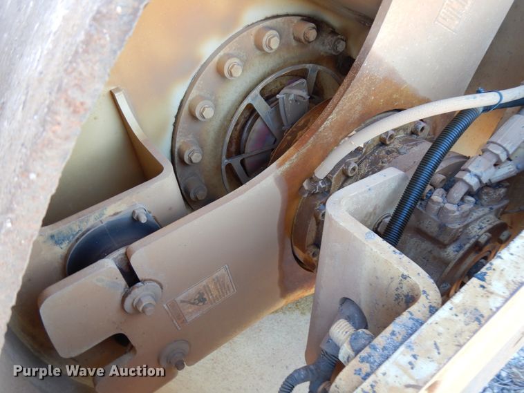 image for item DJ6042 Ingersoll Rand DD-118HFA  vibratory double drum roller