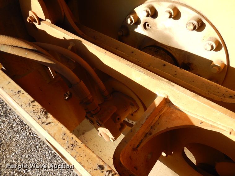 image for item DJ6042 Ingersoll Rand DD-118HFA  vibratory double drum roller