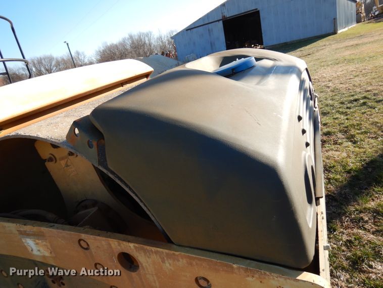 image for item DJ6042 Ingersoll Rand DD-118HFA  vibratory double drum roller