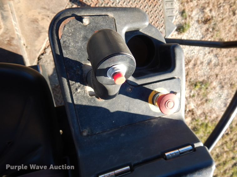 image for item DJ6042 Ingersoll Rand DD-118HFA  vibratory double drum roller